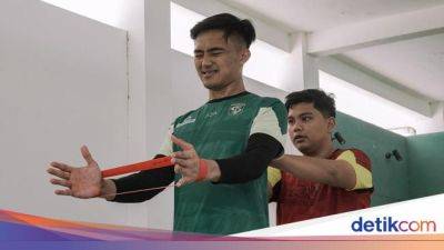 Asia Di-Piala - Persebaya Surabaya - Ernando Dipanggil Timnas meski Belum Pulih, Persebaya Titip Pesan Ini - sport.detik.com - Indonesia - Vietnam