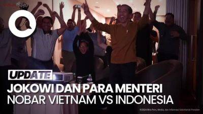 Momen Jokowi Nobar dan Ikut Bersorak saat Indonesia Kalahkan Vietnam