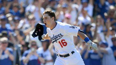 Dodgers to sign veteran catcher to record-breaking extension: reports