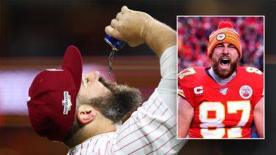 Travis Kelce - Jason Kelce - Saquon Barkley - Chiefs’ Travis Kelce reveals offseason weight gain in drinking debate with brother Jason Kelce - foxnews.com - county Eagle - state New York - state Pennsylvania - county San Diego - county Park