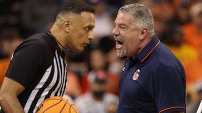 Bruce Pearl sticks up for Chad Baker-Mazara after costly ejection - ESPN