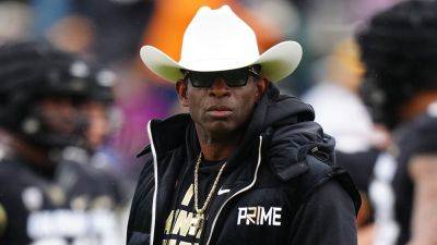 Deion Sanders gives stern warning to Colorado players on spring break: 'It's all a decision'