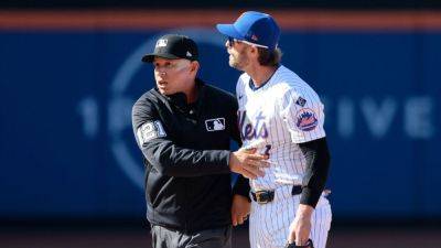 Jeff McNeil, Rhys Hoskins get heated during Brewers-Mets opener - ESPN