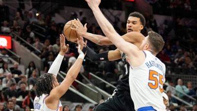 Tom Thibodeau - Carmelo Anthony - Jalen Brunson - Brunson's 61 points can't help Knicks conquer dominant Wembanyama's Spurs - ESPN - espn.com - New York
