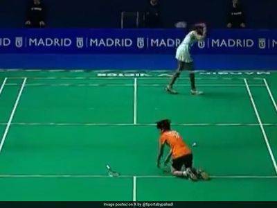 Carolina Marín - Watch: Furious PV Sindhu Smashes Racquet After Getting Knocked Out Of Spain Masters, Gets Reprimanded - sports.ndtv.com - Spain - India - Thailand