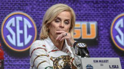Kim Mulkey - LSU's Kim Mulkey shrugs off piece released ahead of Sweet 16, profiling rifts during career: 'Haven't read it' - foxnews.com - Usa - Washington - state Tennessee