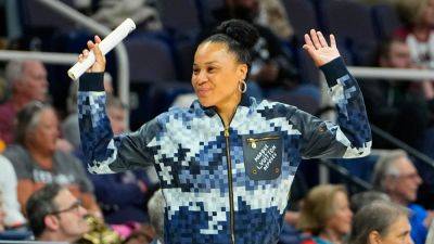 Dawn Staley - Dawn Staley Says One Key To South Carolina Success Is Practicing Against Men - foxnews.com - Usa - state Indiana - state New York - state South Carolina