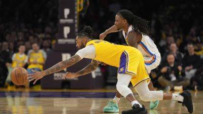 Lakers rout Thunder, Lillard's 41 helps Bucks sink Clippers