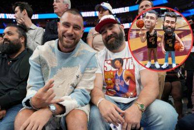 Cleveland Cavaliers Honor Kelce Bros With Bobbleheads; Shaq Breaks Bobblehead On Live TV