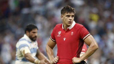 Wales captain Jenkins moves to back row for France clash