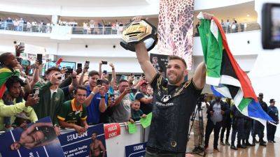 Sean Strickland - Du Plessis - Dricus du Plessis aiming for May UFC return, wants Israel Adesanya 'on home soil' - ESPN - espn.com - South Africa - New Zealand - Nigeria - Israel