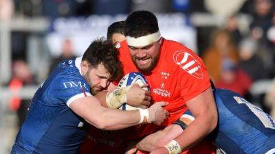 Meafou one of three new caps in France team to face Wales