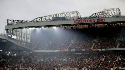 Coe to head Man United task force around new or rebuilt Old Trafford
