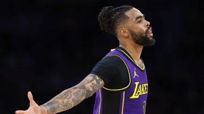 Minus LeBron, D'Angelo Russell's career-best 44 lifts Lakers - ESPN
