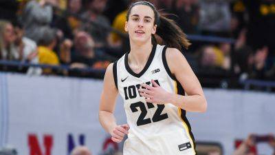 Caitlin Clark another breaks NCAA record, one she previously shared with Steph Curry
