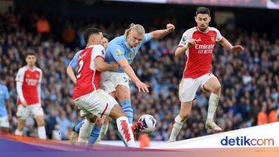 William Saliba - Liga Inggris - Saliba Tak Puas Arsenal Cuma Imbang Lawan Man City - sport.detik.com