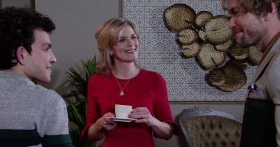 Coronation Street star teases 'tip of the iceberg' as Leanne Battersby in danger of significant loss - manchestereveningnews.co.uk