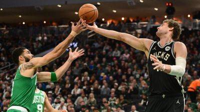 Celtics, Bucks combine for record-low 2 free throw attempts - ESPN