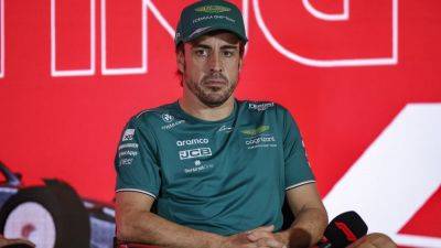 Fernando Alonso staying with Aston Martin on 'multi-year' deal