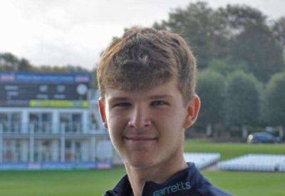 Essex (421-6) dominate first day of County Championship Division 1 match against Kent at Chelmsford - as teenager Jaydn Denly makes first-class Kent debut