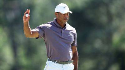 Tiger Woods in line to make 24th straight cut at the Masters - ESPN