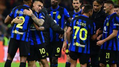 Claudio Ranieri - Simone Inzaghi - Inter Milan - Davide Frattesi - Hakan Calhanoglu - Champions-elect Inter Close In On Milan Derby Title Triumph - sports.ndtv.com