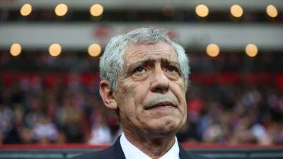 Besiktas sack ex-Portugal coach Santos