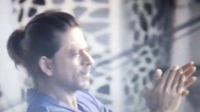Watch: Shah Rukh Khan's Expression Says It All As KKR Star Takes 'Superhero' Catch