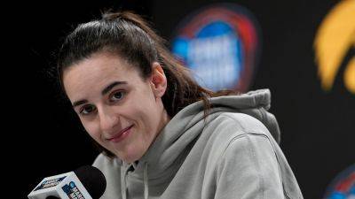 Caitlin Clark - Caitlin Clark says nerves for 'SNL' appearance' worse than playing in national championship: 'Not even close' - foxnews.com - state New York - state Iowa