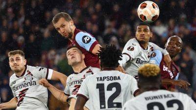 Leverkusen reach Europa League semis as Frimpong rescues unbeaten run