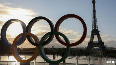 Commentary: Will French grouchiness snuff out the Olympics flame?
