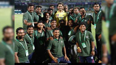 MS Dhoni Wins Hearts With Post-Match Gesture For Vizag Groundsmen