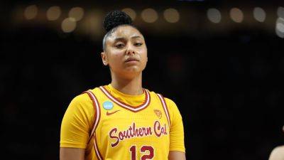 Paige Bueckers - JuJu Watkins' historic season for USC ends in Elite Eight loss - ESPN - espn.com - state Oregon - state Tennessee - county San Diego - county Hutchinson