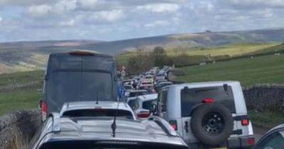 Tiktok video shows crazy scenes in Peak District as hundreds flock to rammed beauty spot