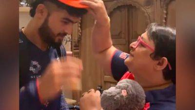 Watch: Riyan Parag's Emotional 'Orange Cap Moment' With Mother Has Fans In Awe