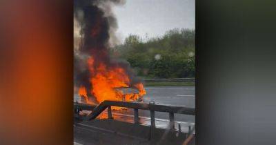 Severe M60 delays after woman falls from bridge and vehicle fire - manchestereveningnews.co.uk