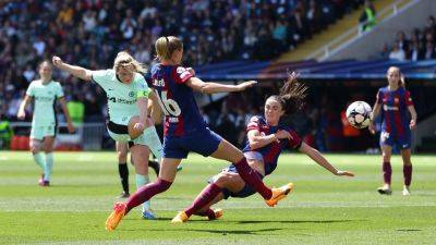 Emma Hayes - Jess Carter - Erin Cuthbert - Chelsea stun Barcelona to take first-leg lead back to Stamford Bridge - rte.ie