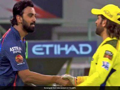 Quinton De-Kock - Ruturaj Gaikwad - Kl Rahul - KL Rahul Wins Hearts With His Post-Match Gesture For MS Dhoni. Video Goes Viral - sports.ndtv.com - India