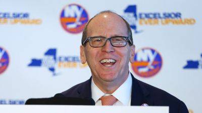 Stanley Cup - Mike Stobe - Islanders owner Jon Ledecky surprises families going through trying times with playoff tickets, swag packs - foxnews.com - New York - state Arizona - state New York - county Patrick - county Stanley - county Park