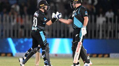 Shaheen Shah Afridi - Tim Seifert - Michael Bracewell - Mark Chapman Leads New Zealand To Shock Win Over Pakistan In Third T20I - sports.ndtv.com - New Zealand - India - Pakistan