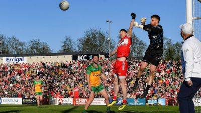 Why did Donegal keeper Shaun Patton have to return to play at halfway line against Derry?