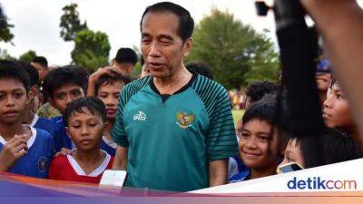 Jokowi Ngaku Masih Ngantuk Habis Nonton Timnas: Mainnya Sangat Cantik