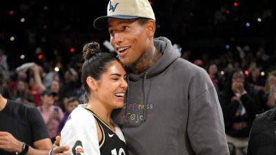 WNBA star Kelsey Plum, Giants' Darren Waller file for divorce - ESPN