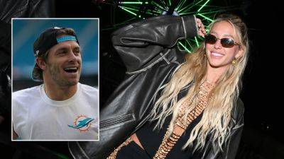 Alix Earle addresses breakup rumors with Dolphins' Braxton Berrios after Coachella trip - foxnews.com - New York - Los Angeles - county Allen - state California - state New Jersey