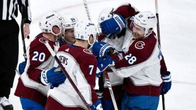 Flurry of 2nd-period goals dooms Winnipeg Jets, as Avalanche even series with 5-2 win