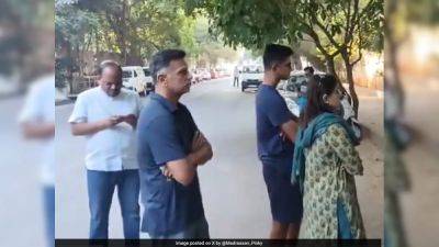 Rahul Dravid - Anil Kumble - Video: 'Gentleman' Rahul Dravid Wins Hearts With His Voting Center Act - sports.ndtv.com - India