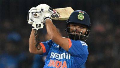 Virat Kohli - Rinku Singh - Sanjay Manjrekar - After Urging Selectors "Not To Forget Rinku Singh", Ex-India Star Drops Batter From His Own T20 World Cup Squad - sports.ndtv.com - Ireland - India