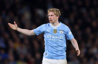 Kevin De-Bruyne - Chris Wood - Mikel Arteta - Gonzalo Montiel - Nathan Ake - Man City see off Forest to close on Premier League leaders Arsenal - news24.com - Britain