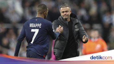 Kylian Mbappe - Luis Enrique - Paris Saint-Germain - Luis Enrique Tepis Rumor Hinaan Mbappe - sport.detik.com - France