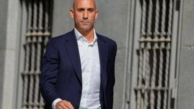 Spanish police arrest ex-soccer federation head Rubiales on return to country amid corruption probe